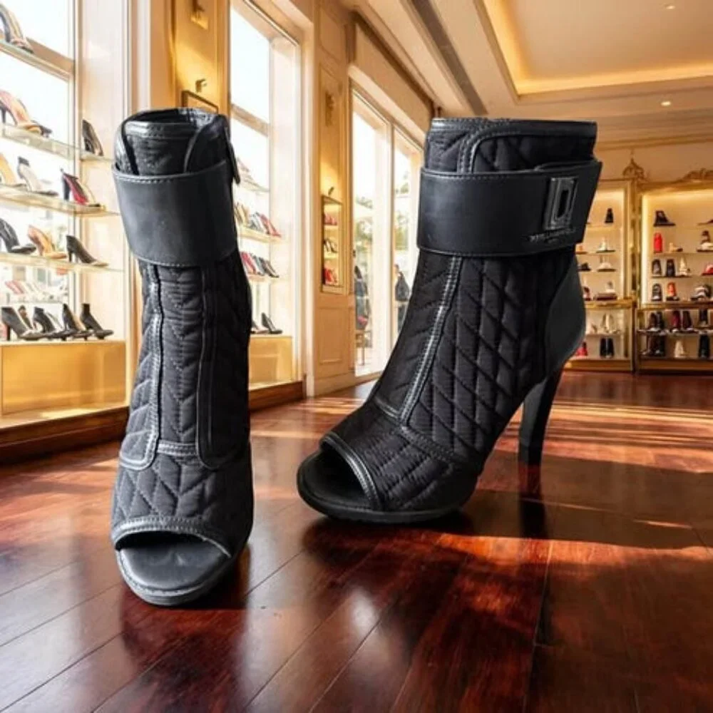 Karl Lagerfeld reselling step